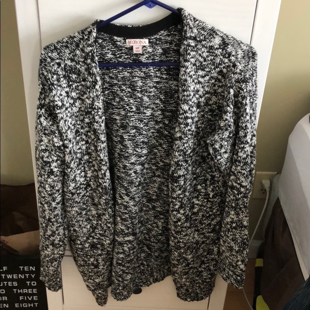 Long Cardigan black and white